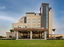 Sarovar Portico Sonipat，位于Rāi的酒店