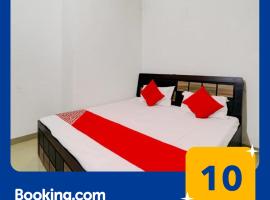 OYO Flagship Shine Hotel，位于Chinhat的酒店