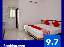 OYO Flagship 29437 Ramesh Inn，位于Alandi的酒店