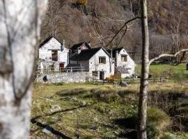 Verzasca Lodge Elma