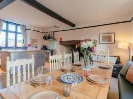 Canons Court Lodge