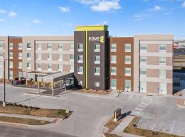 Home2 Suites By Hilton Cedar Rapids Westdale，位于锡达拉皮兹The Eastern Iowa Airport - CID附近的酒店