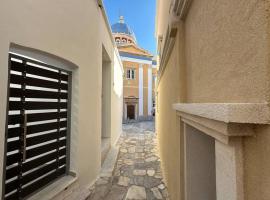 Fouli,Syros Apartment,Ermoupoli，位于埃尔莫波利斯的别墅