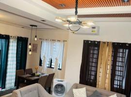 Modern Home and Stylish Design，位于Ibaba的酒店