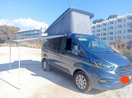Ford Transit Custom Camper，位于马略卡岛帕尔马的露营地