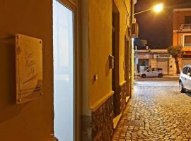 Casa Mattia - City，位于奇斯泰尔纳迪拉蒂纳的酒店