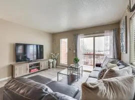 5 Mi to Keystone Resort: Mountain-View Townhome!