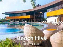 Beach Hive Seafront Residences Villa in San Juan Batangas，位于八打雁的海滩短租房