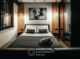 Happy Night - Apartamenty Happy Mielec，位于梅莱茨的酒店