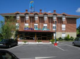 圣胡安酒店，位于雷维拉-德卡马戈桑坦德机场 - SDR附近的酒店