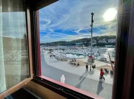 Kai Etxea , el mismo puerto de Bermeo