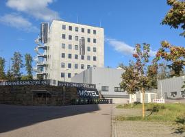 BUSINESS-MOTEL free WiFi & massage, air-con, XXL-Parking, Wallbox, Smart TV, Video-Security，位于Heimsheim的酒店