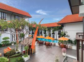 HARRIS Hotel Kuta Tuban Bali，位于伍拉·赖国际机场 - DPS附近的酒店