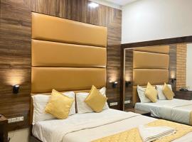 Hotel Blue Wellington - Near Mumbai Airport，位于孟买贾特拉帕蒂希瓦吉机场 - BOM附近的酒店