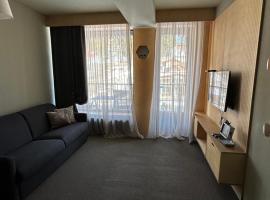 Rooms Hotel Kokhta Apartments，位于巴库里阿尼的度假短租房