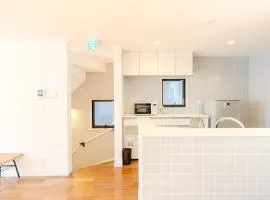 Shinjuku Modern Grey Haven