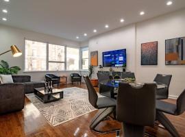 Beautiful Magnificent Mile Street Condo that Sleeps 8 Guests，位于芝加哥的酒店