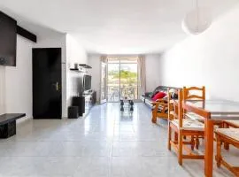 Agradable apartamento justo en la playa