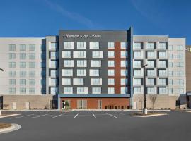 Hampton Inn & Suites Durham University Medical Center，位于达拉姆的酒店