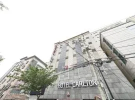 Carlton Hotel