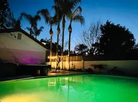 Mediterranean Villa Pool & Jacuzzi & BBQ Malibu & Hollywood Bliss