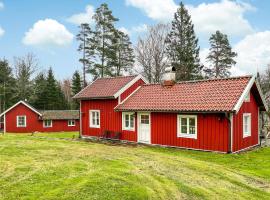 Amazing Home In Kinnahult With Wifi，位于Kinnahult的酒店