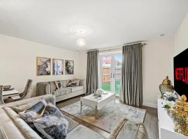 Stunning 4 bed In Leicester with Garden & Parking!，位于莱斯特的酒店