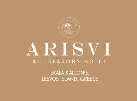 Arisvi All Seasons Hotel，位于斯卡拉卡伦尼斯的公寓式酒店