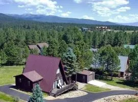 Rustic Mountain Getaway~Golf~Skiing~Hiking
