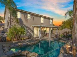 Minutes to Wineries Outdoor Oasis Pool Table