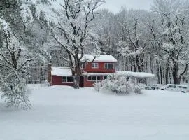 Hannah's Birch Farm 10 Min to Gore Ski Mt.