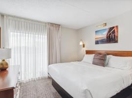 Cape Suites Room 2 - Free Parking! Hotel Room，位于柏斯海滩的酒店