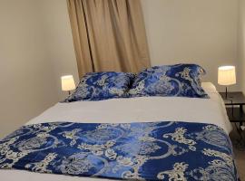 Furnished rooms close to U of A in Edmonton，位于埃德蒙顿的酒店