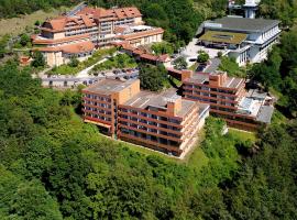 Hotel Pergola im Göbels Hotel Rodenberg，位于富尔达河畔罗滕堡的酒店