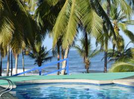 CASA DE CAMPO CASTILLETE dentro del PARQUE TAYRONA，位于埃尔扎伊诺的露营地