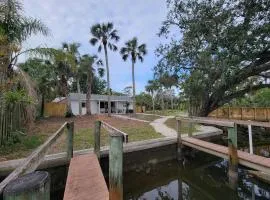 Stingray - Intimate Quaint on Imperial River 1.4 mi. 2 Beach