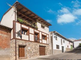 Casa Rural La Chopera del Jerte，位于赫尔特加兰塔-德洛斯-英菲诺斯自然保护区附近的酒店