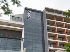 2SIX2 Hotel，位于德班的酒店