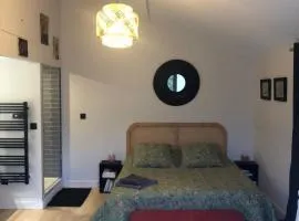 Chambre indépendante Charbonnières Les Bains