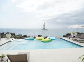 Sunset 1 - 2 Bed Suite - Cliffside - Ground Floor，位于白豪斯的酒店