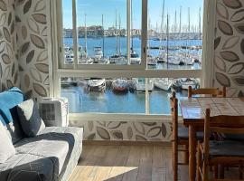 Studio cosy climatisé vue sur port，位于阿格德角的酒店