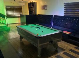 Houz 36 ikeja，位于Agidingbi的酒店