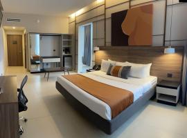 Grand Hotel&Casino Vía Dorada，位于帕丘卡德索托的酒店