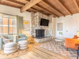 Steps to Beach Manhattan Beach 2 Bedroom Parking，位于曼哈顿海滩的酒店