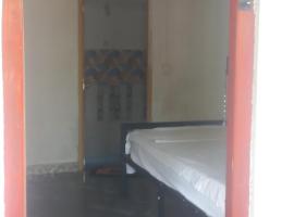 Singleroom，位于亭可马里的度假屋