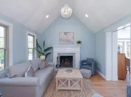 Summer pool, game room arcade and room for 10!