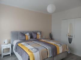 Ferienwohnung Julie，位于魏斯瓦塞尔的酒店