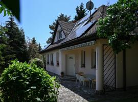 Kozmáry Vendégház，位于玛塔弗瑞德的酒店