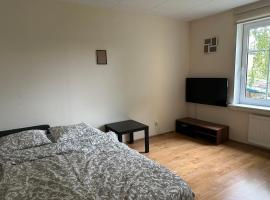 Small studio apartment，位于塔林的酒店