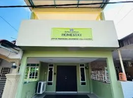 Bunga Seroja Homestay